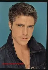 Фотография актёра Лисандро Гуаринос