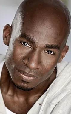 Фотография актёра Регги Ролли