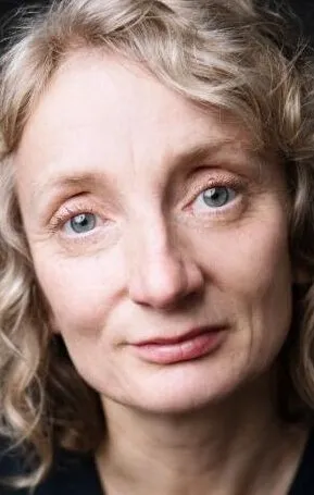 Фотография актёра Аманда Лоуренс