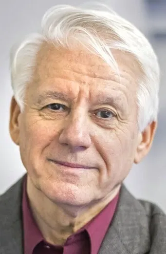 Фотография актёра Эмиль Хорват