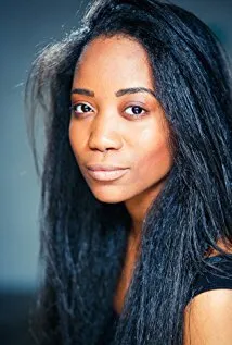 Фотография актёра Шеннон Хэйес