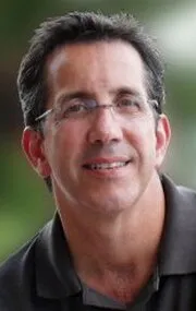 Фотография актёра Кристофер ДеФариа