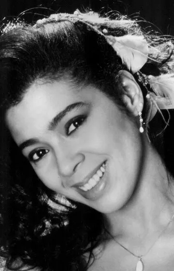 Фотография актёра Айрин Кара