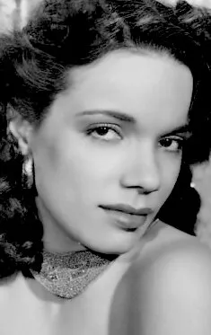 Фотография актёра Аурора Миранда