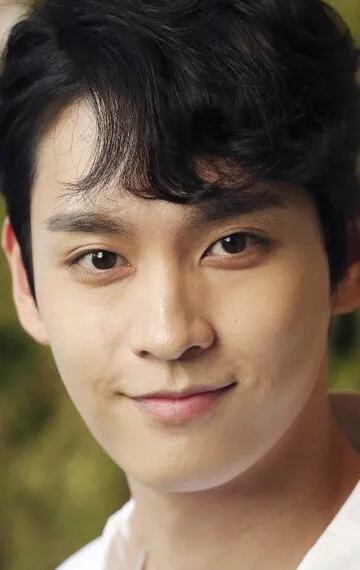 Фотография актёра Чхве Тхэ-джун