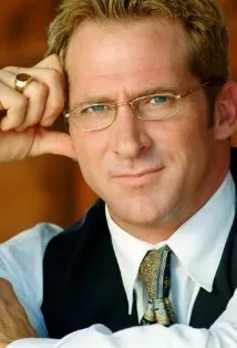 Фотография актёра Дж. Грант Альбрехт