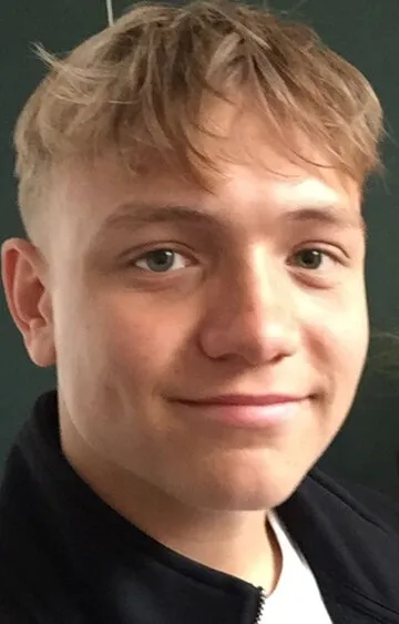 Фотография актёра Альфред Бьерре Ларсен