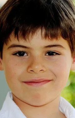 Фотография актёра Уайатт Дин Холл