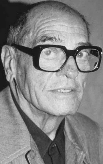 Фотография актёра Луис Бунюэль