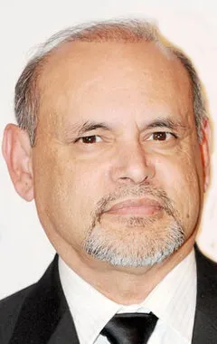 Фотография актёра Энрике Кастильо