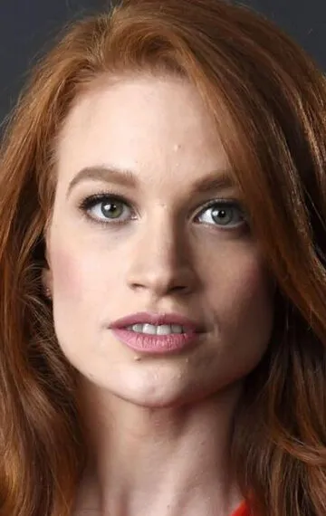 Фотография актёра Сара Хэй