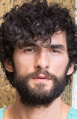 Фотография актёра Корнелиу Улич