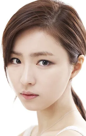 Фотография актёра Щин Сэ-гён