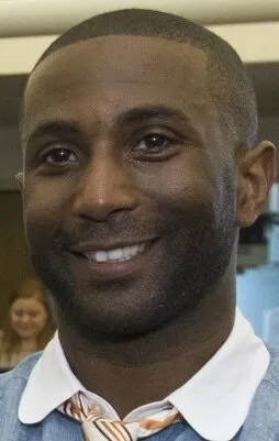 Фотография актёра Уэсли Моррис