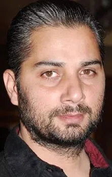 Фотография актёра Варун Бадола