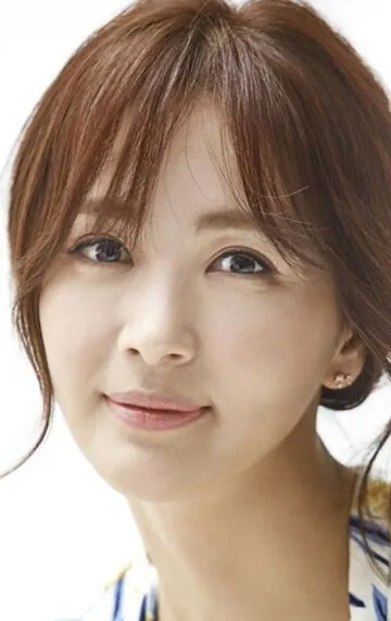 Фотография актёра Юн Хэ-ён