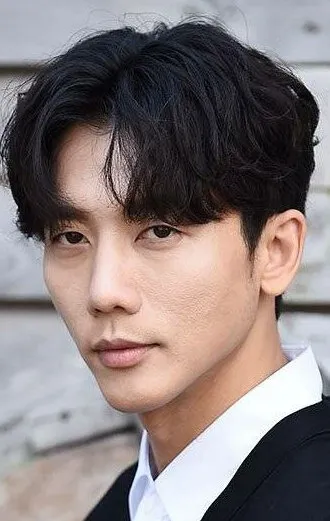 Фотография актёра Ки Тхэ-ён