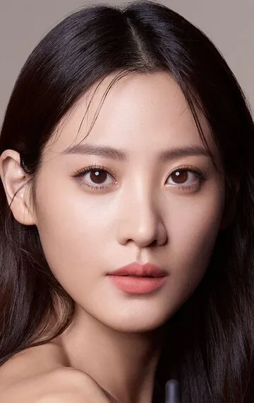 Фотография актёра Клаудия Ким