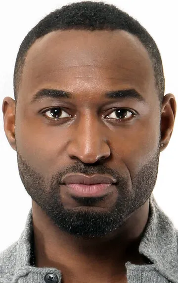 Фотография актёра Адриан Холмс