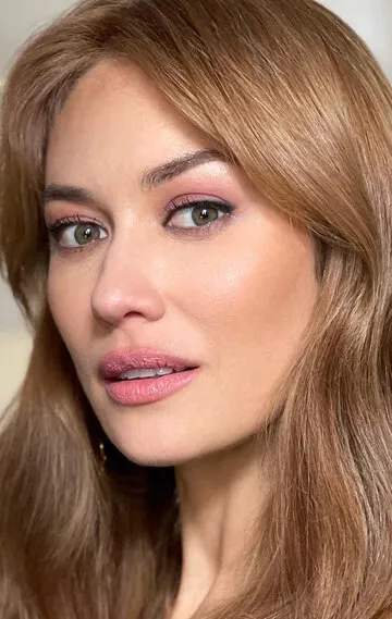 Фотография актёра Ольга Куриленко