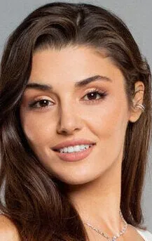 Фотография актёра Ханде Эрчел