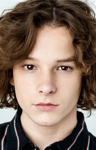 Фотография актёра Мэйсон Темз