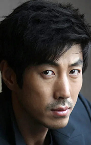 Фотография актёра Юн Тхэ-ён