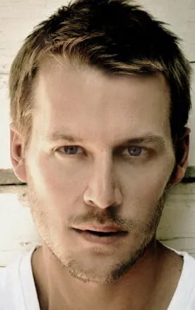 Фотография актёра Дэвид Хофлин