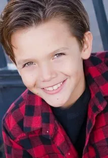 Фотография актёра Ной Урреа