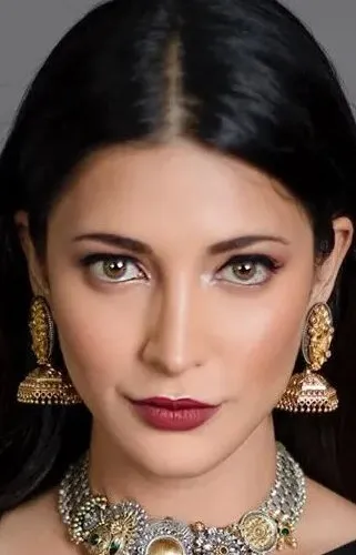 Фотография актёра Шрути Хасан