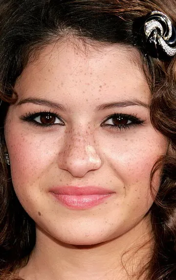 Фотография актёра Алиа Шокат