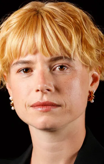 Фотография актёра Джесси Бакли