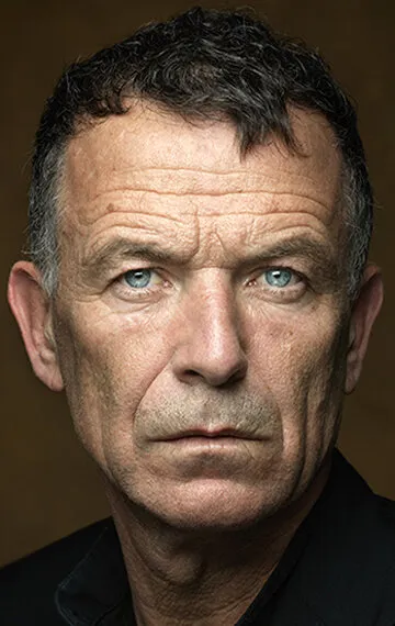 Фотография актёра Раймонд Тири