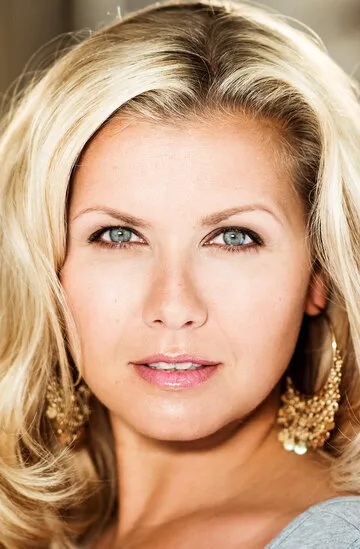 Фотография актёра Джессика Бёрс