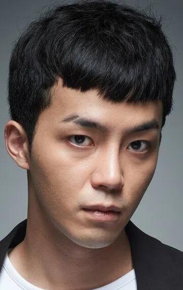 Фотография актёра Пак Чи-хун