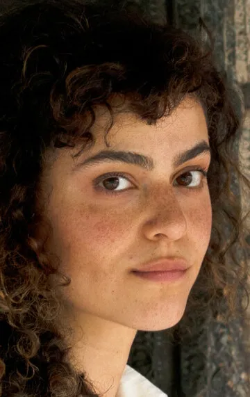 Фотография актёра Мэй Каламави