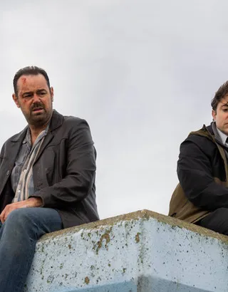 Британский хит «Мистер Бигштафф» от Sky Original доступен для просмотра на нашем сайте